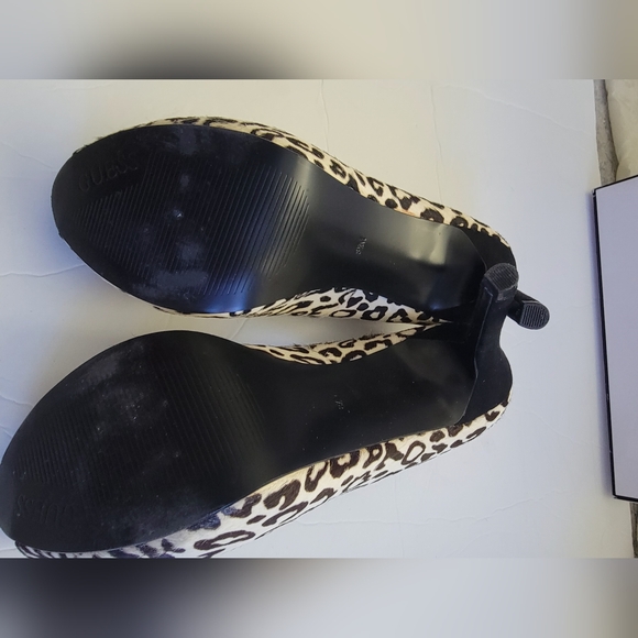 Guess Women's Honorayly Calf Hair Slip on Dress Heels Black Size 8,5 Never worn - Picture 4 of 16